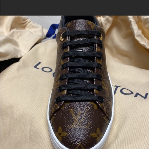 Luis Vuitton Frontrow sneakers - Picture 4 of 11